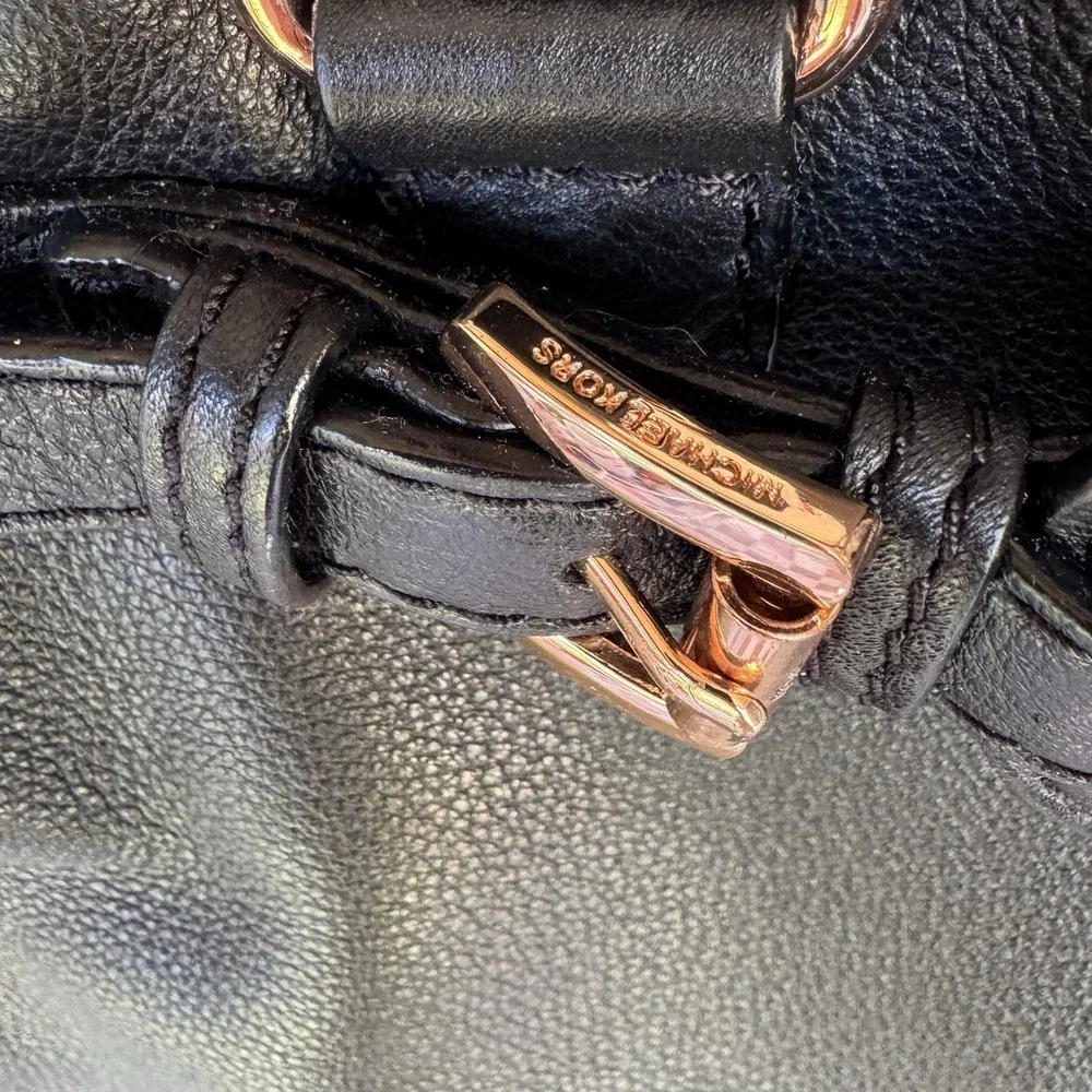 Michael Kors Hamilton Satchel Tote Bag Gold Chain Shoulder Strap Black Leather‎